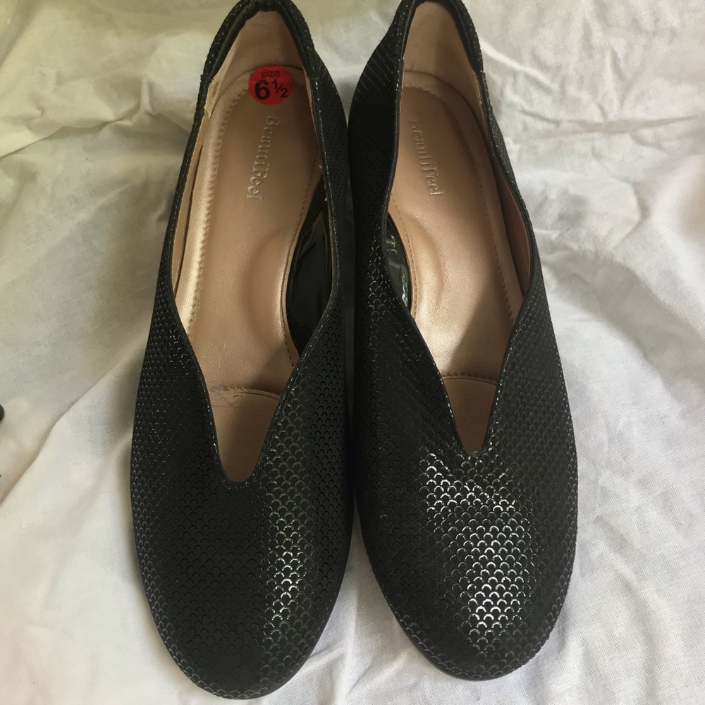 Beautifeel Shoes Size 37 (6.5)